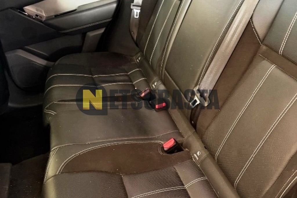 Land-Rover Range Rover Velar 2.0 D240 4WD Auto 2017