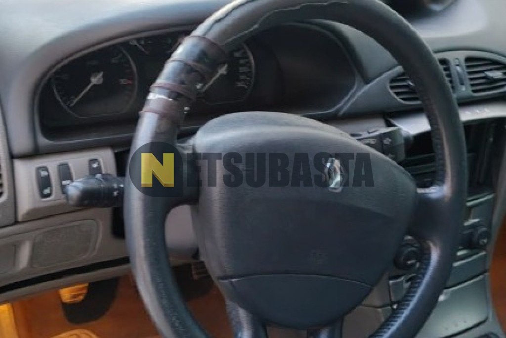 Renault Laguna Grand Tour 2.2 dCi 2003