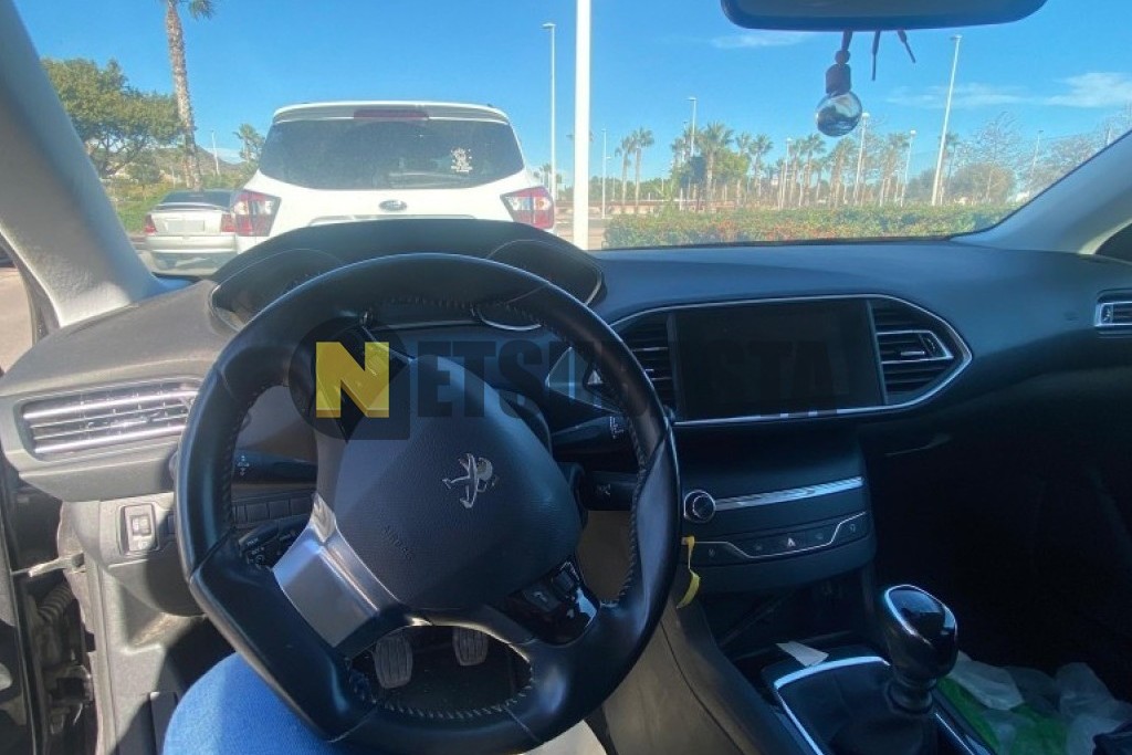 Peugeot 308 1.2 PureTech 2020