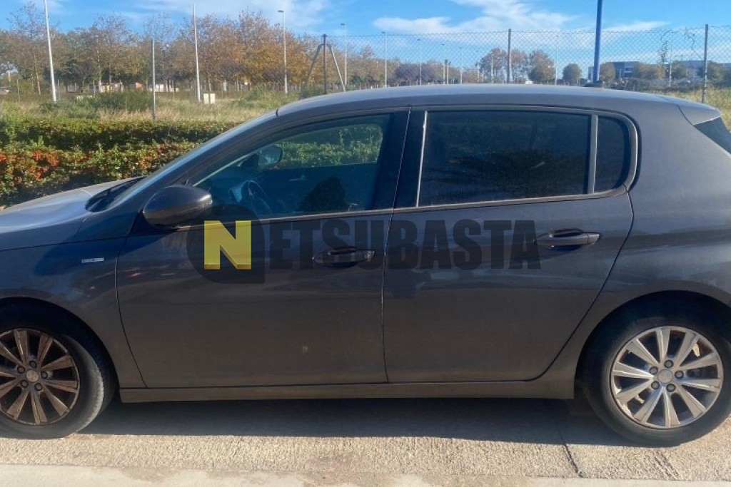 Peugeot 308 1.2 PureTech 2020