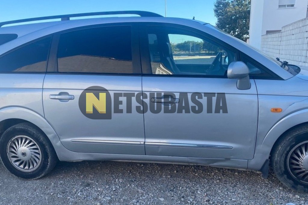 SsangYong Rodius 270Xdi 2006