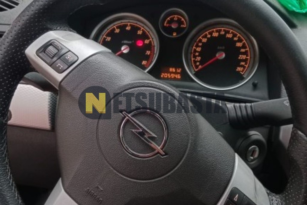 Opel Astra GTC 1.6 2009