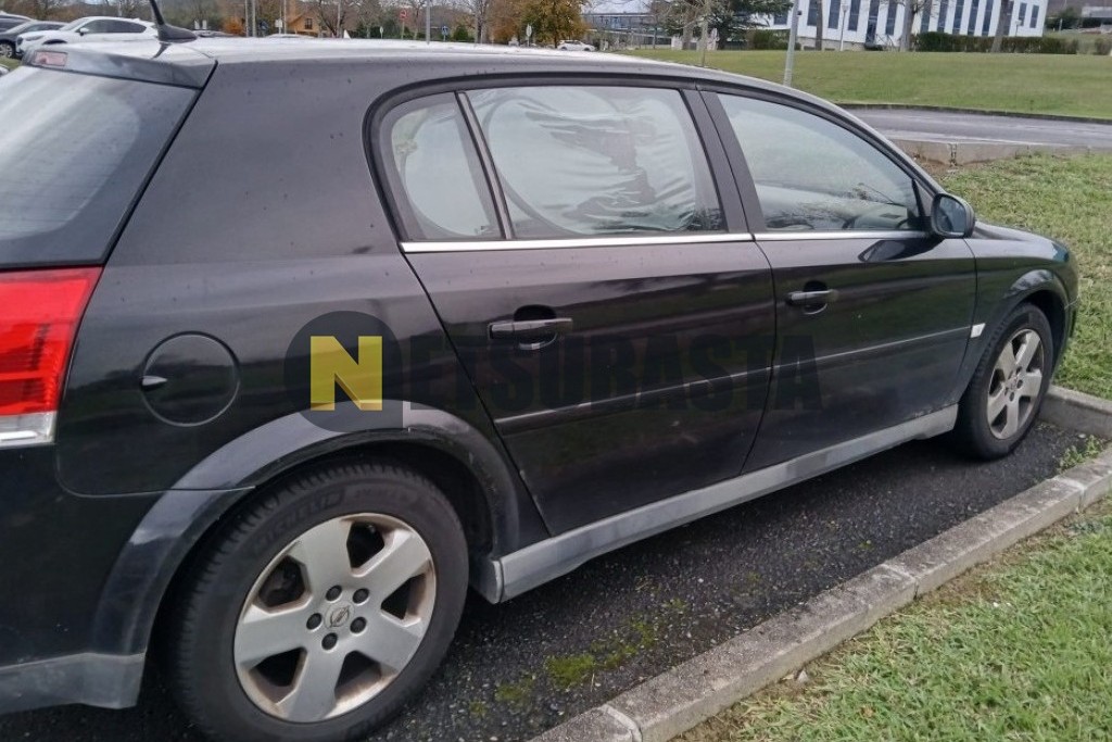 Opel Signum 2.2 DTI 16V 2004