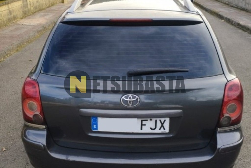 Toyota Avensis Wagon 2.2 D-4D 2006