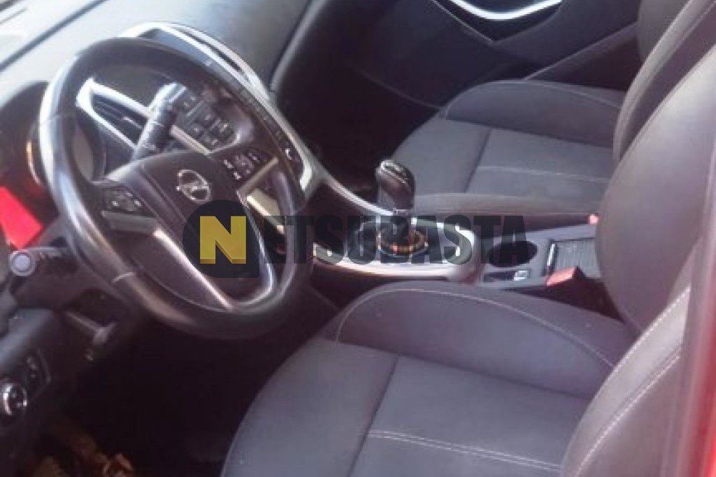 Opel Astra 1.7 CDTi 2013