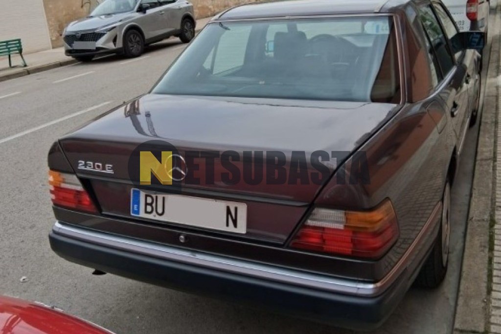 Mercedes-Benz 230E 1991
