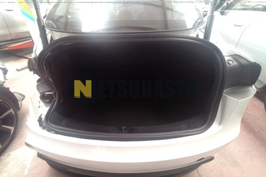 Tesla Model 3 Gran autonomía Traccion trasera 2024