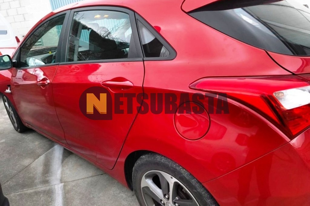 Hyundai i30 1.6 CRDi BlueDrive 2016