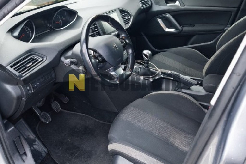 Peugeot 308 SW 1.2 PureTech 2015