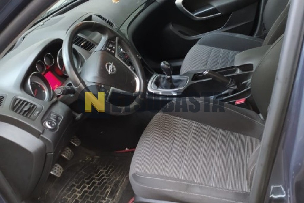 Opel Insignia 2.0 CDTI ecoFLEX 2011