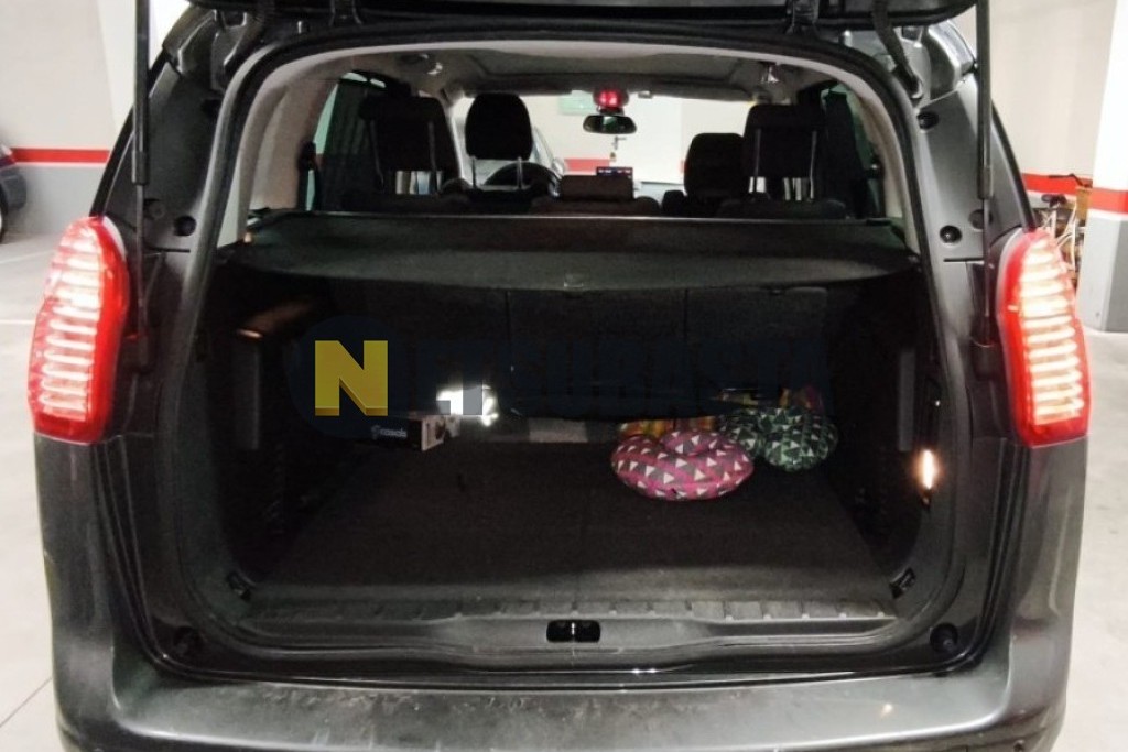 Peugeot 5008 1.6 HDi FAP 2010