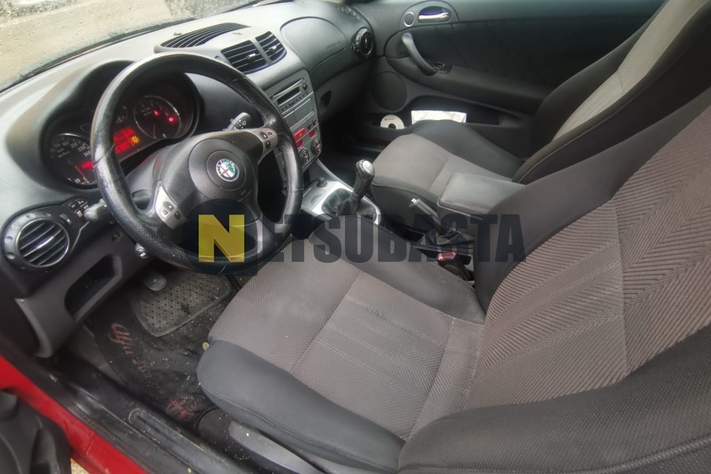 Alfa Romeo 147 1.6 TS 2006