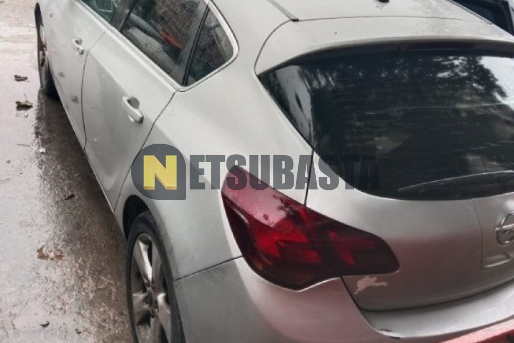 Opel Astra 1.7 CDTi 2011