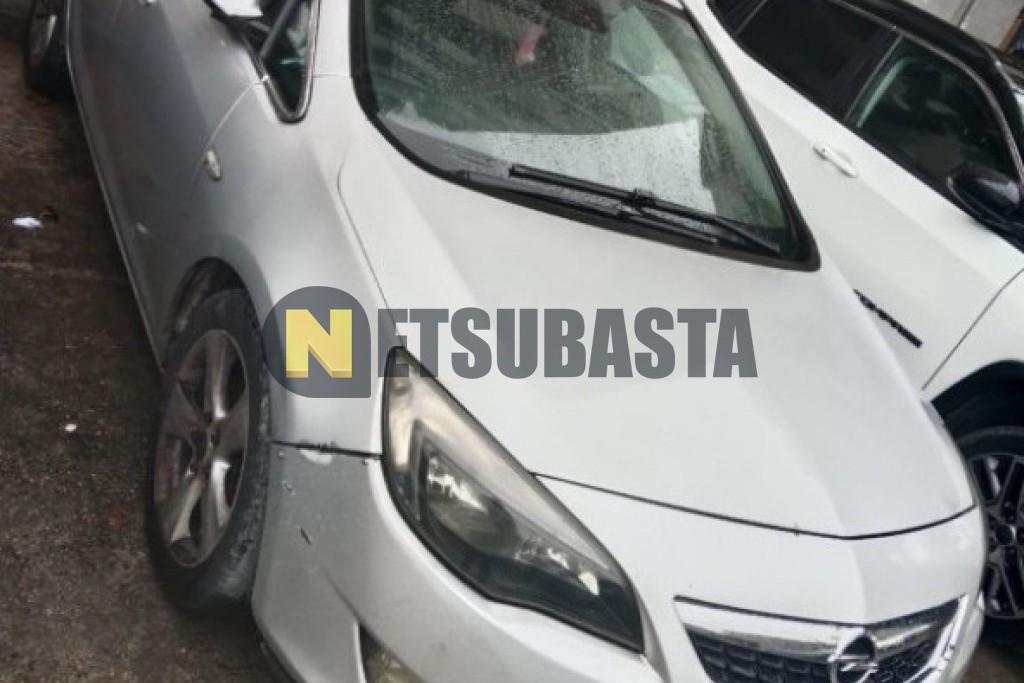 Opel Astra 1.7 CDTi 2011