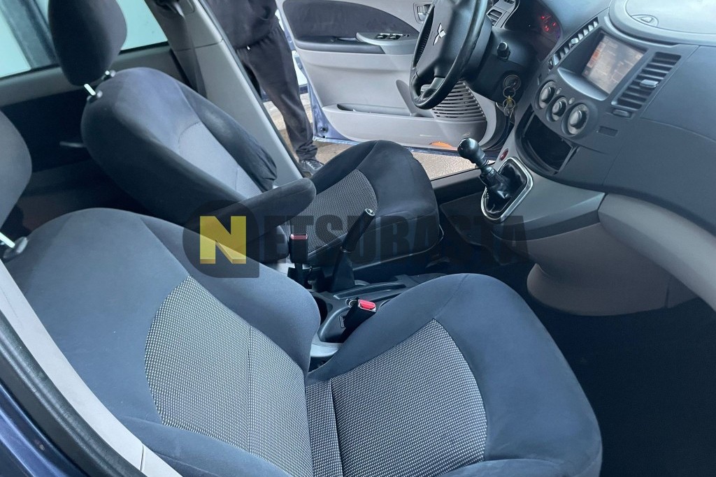 Mitsubishi Grandis 2.0 DI-D 2009