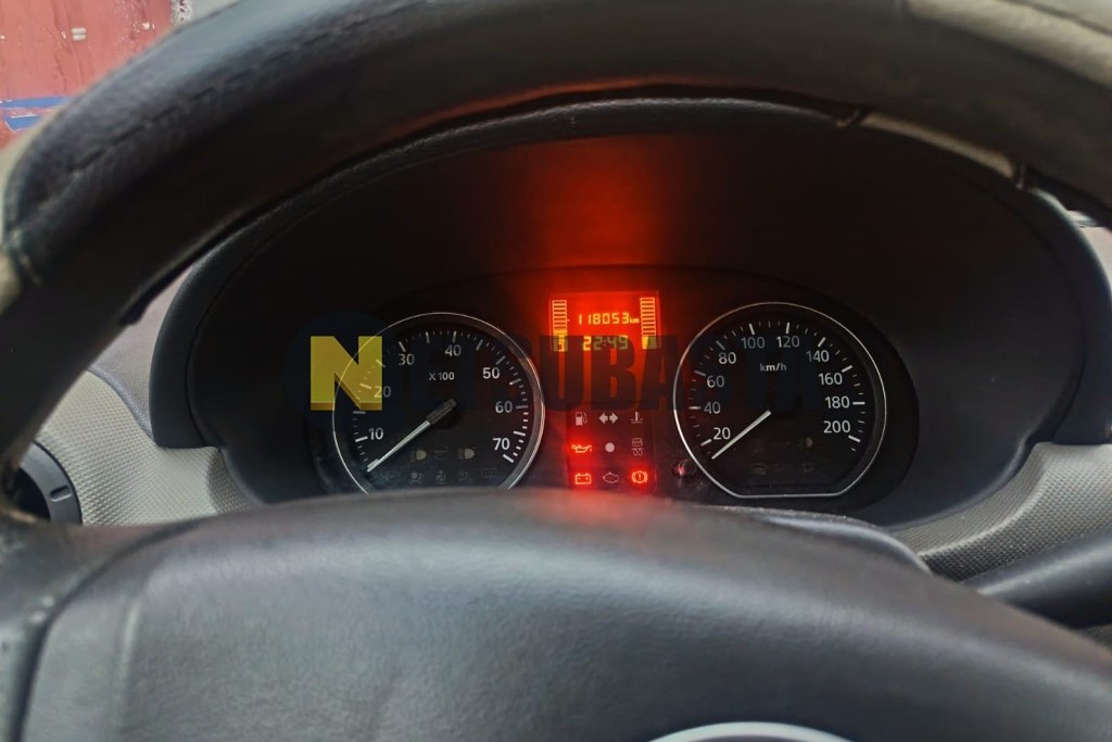 Dacia Logan 1.2 16V 2011