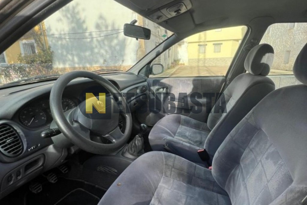 Renault Megane Classic 1.9 dTi 2000