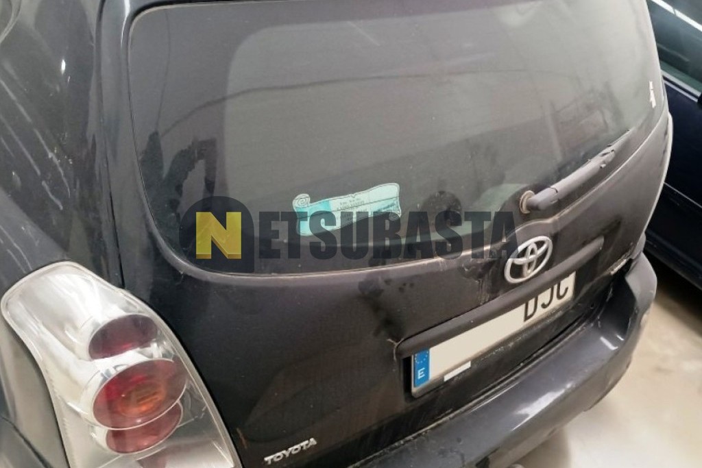 Toyota Corolla Verso 2.0 D4-D 2005