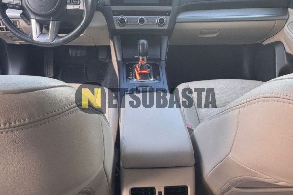 Subaru Outback 2.0 D Lineartronic 2015