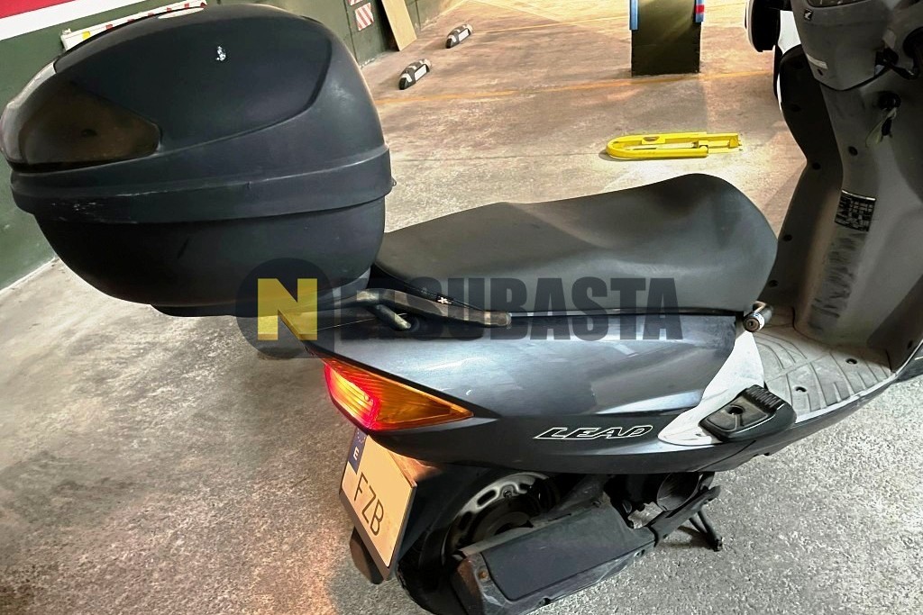 Honda SCV 100 LEAD 2008