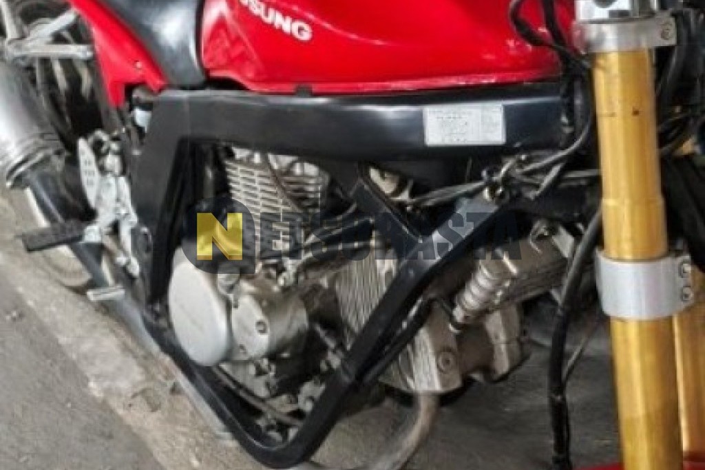 Hyosung GT 125 R 2006