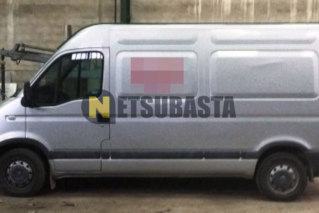 Nissan Interstar 2.5 dCi 2004