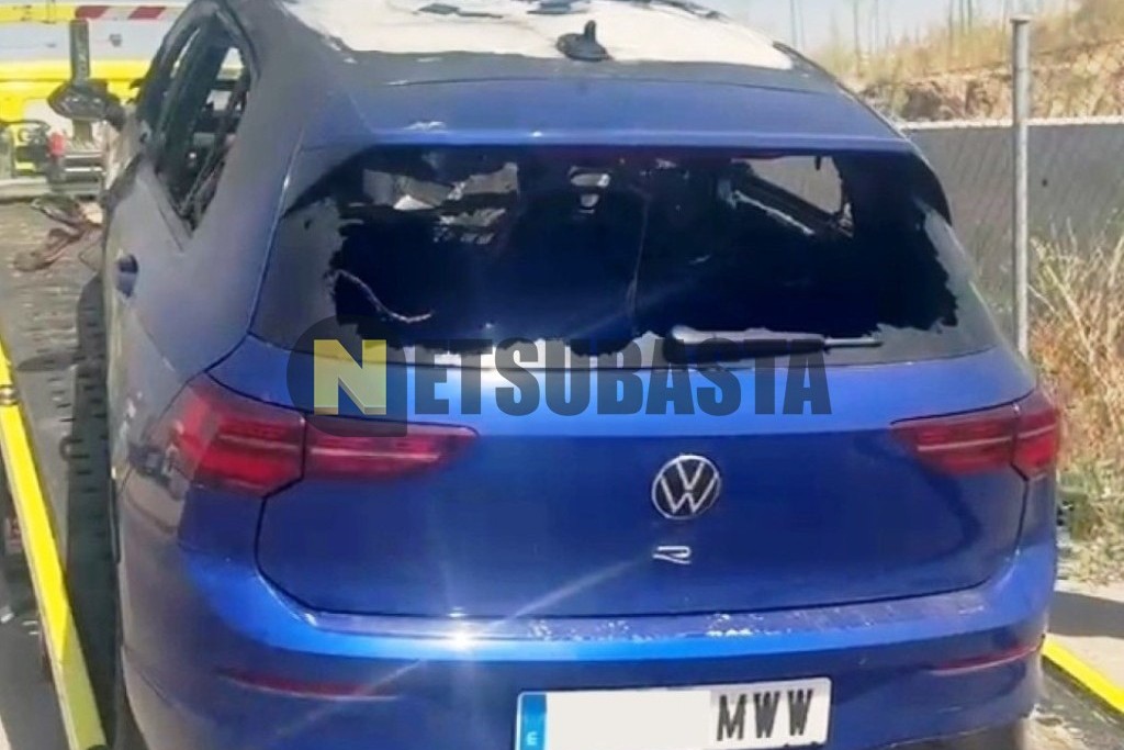 Volkswagen Golf R 2.0 TSI DSG 7 vel. 4Motion 2021