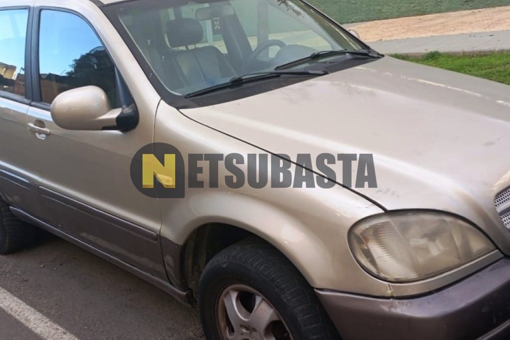 Mercedes-Benz ML 270 CDI Aut. 2000