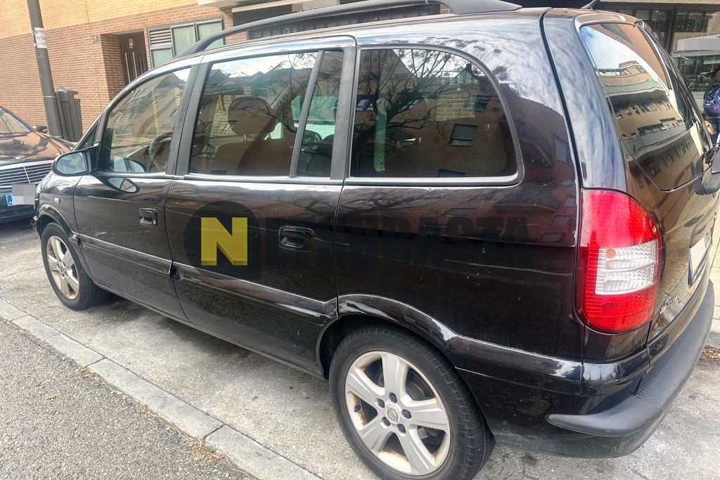 Opel Zafira 2.0 DTi 16V 2005