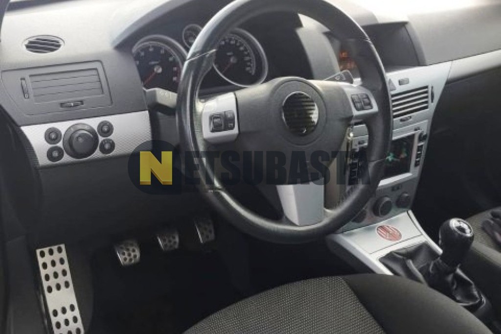 Opel Astra GTC 2.0 Turbo 2006