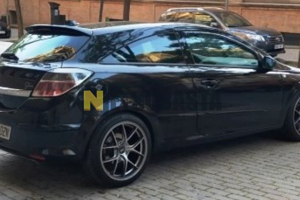 Opel Astra GTC 2.0 Turbo 2006