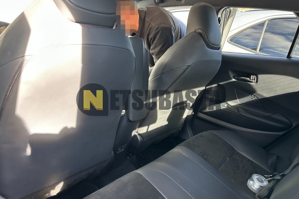 Toyota C-HR 200H AWD-i 2024