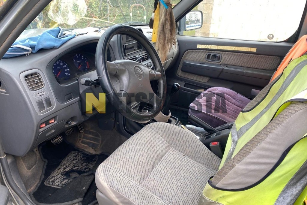 Nissan Pick-Up 4x4 Navara 2.5 TD 2000