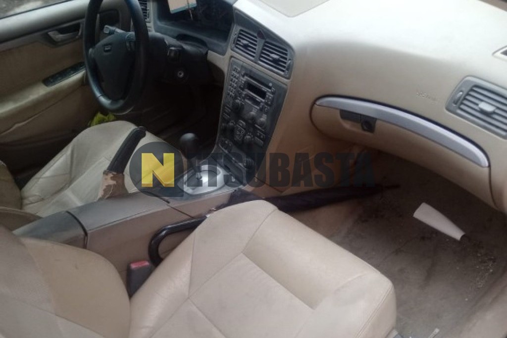 Volvo S60 T5 2001