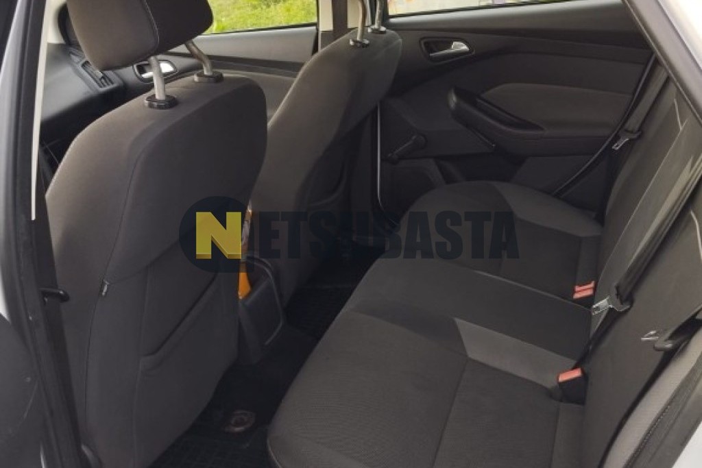 Ford Focus Sportbreak 1.6 Ti-VCT 2012