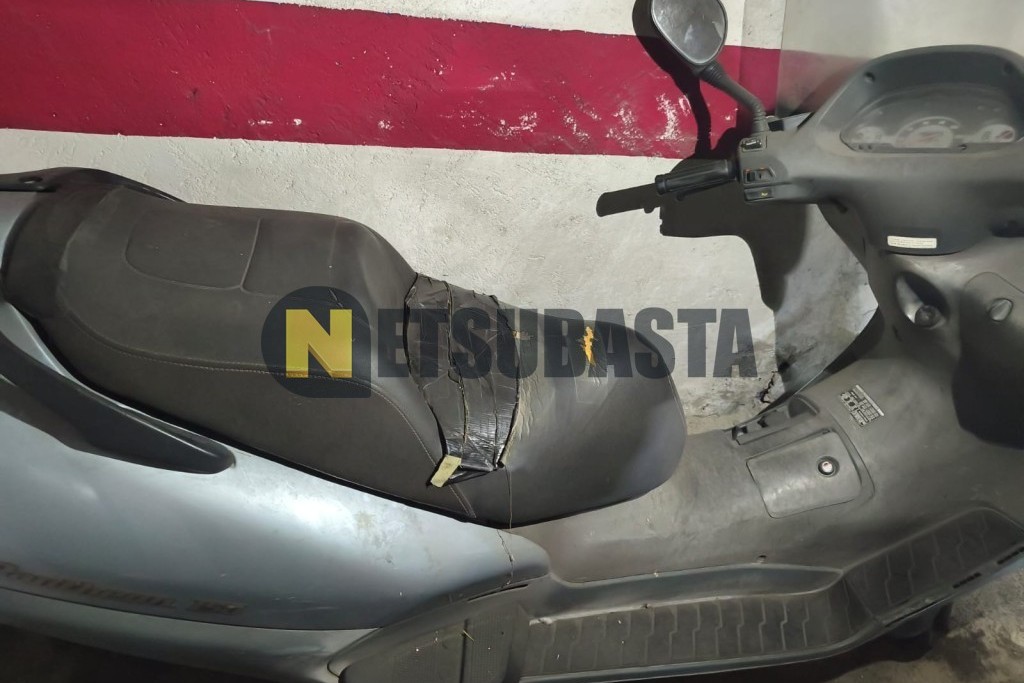 Honda FES 150 Pantheon 2004