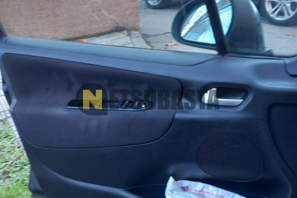 Peugeot 207 1.4i 2011