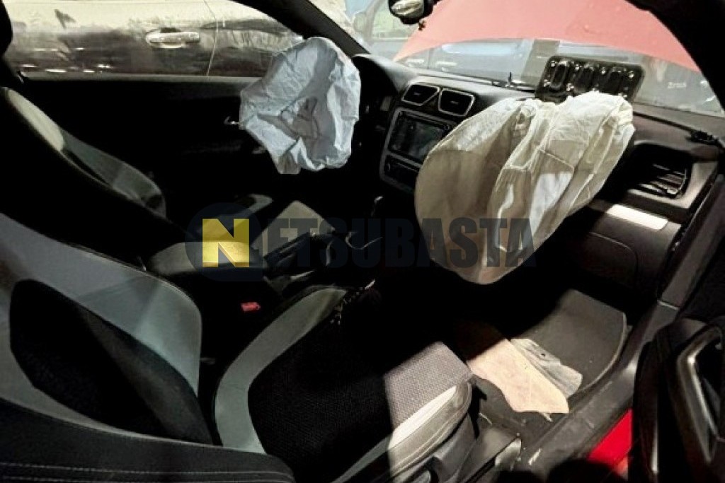 Volkswagen Scirocco 1.4 TSI DSG 7 vel. 2010