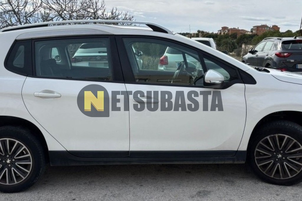 Peugeot 2008 1.2 VTi 2014