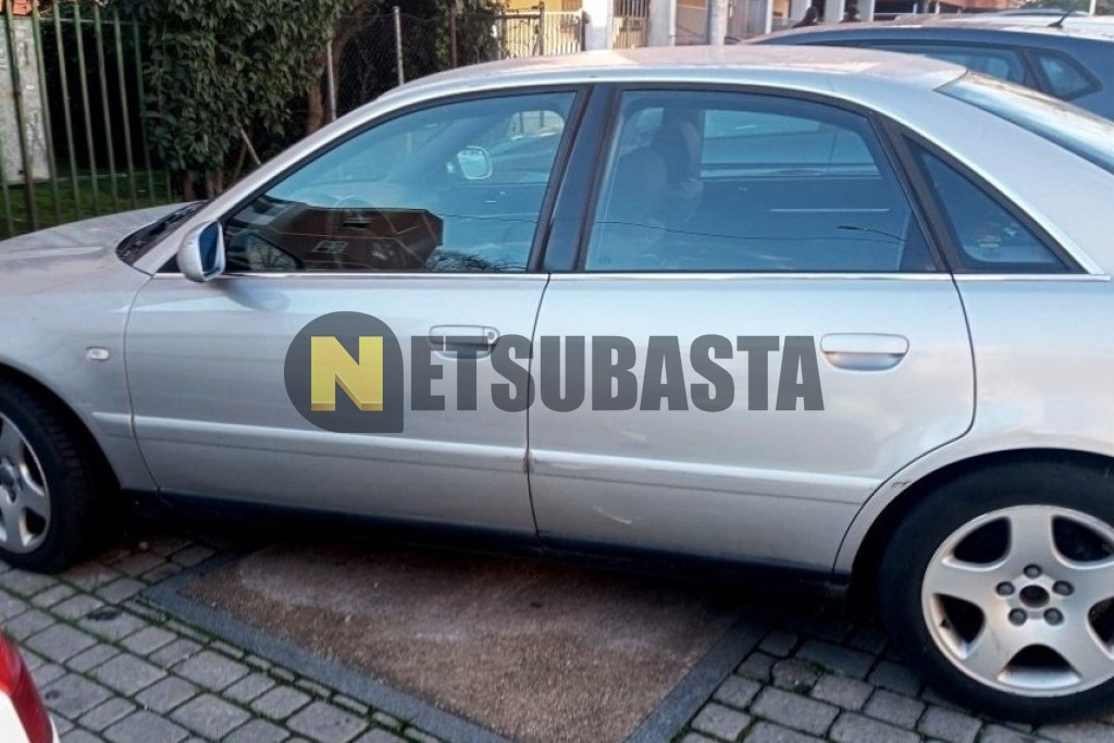 Audi A4 2.5 TDI quattro 2000