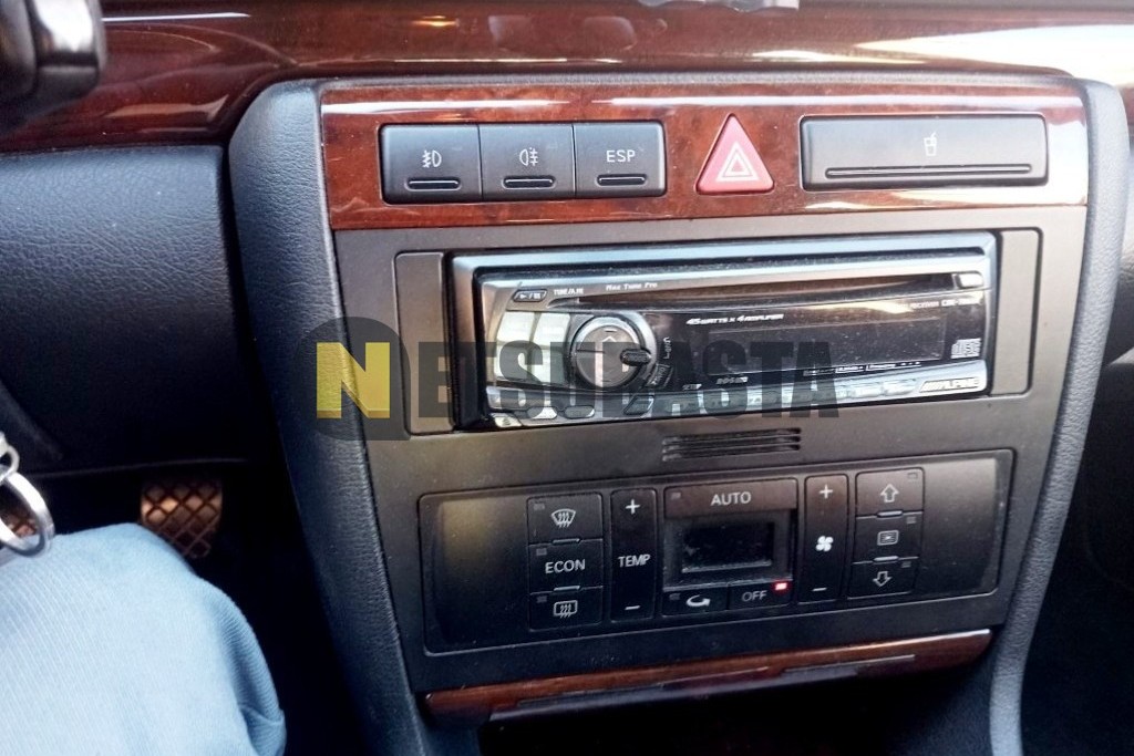 Audi A4 2.5 TDI quattro 2000