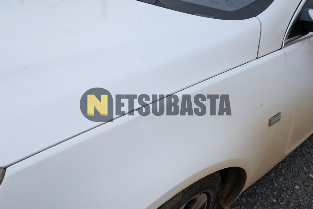 Opel Insignia Sports Tourer 2.0 CDTI 2011