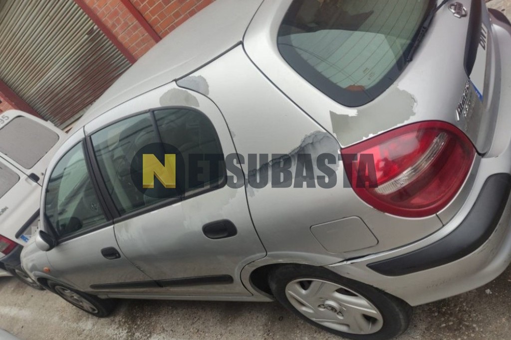 Nissan Almera 2.2Di 2001