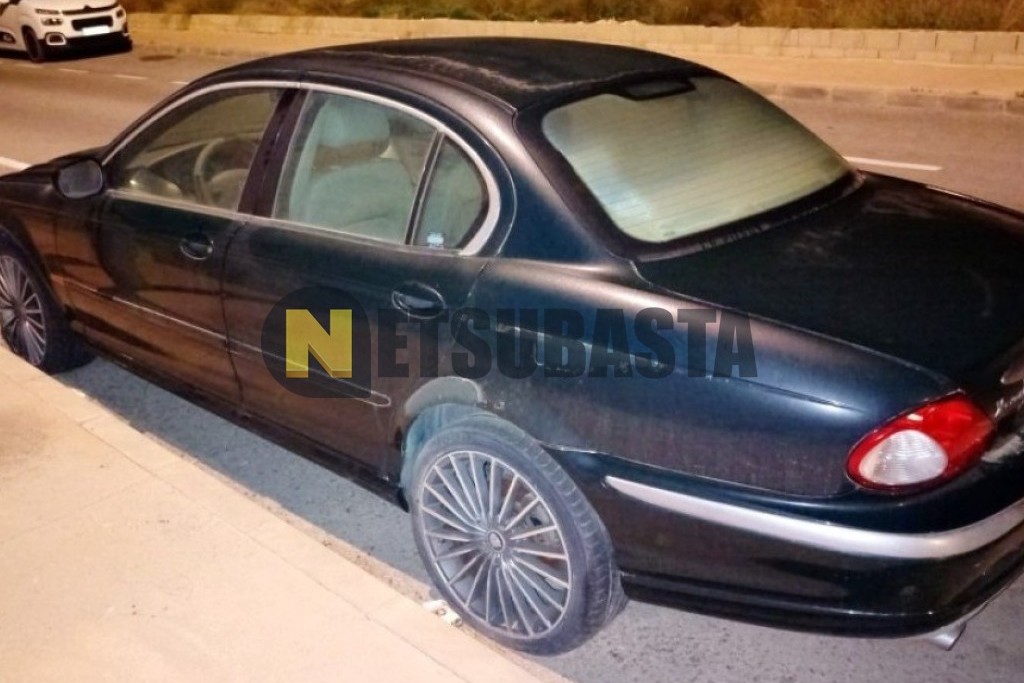 Jaguar X-Type 2.5 V6 Aut. 2001