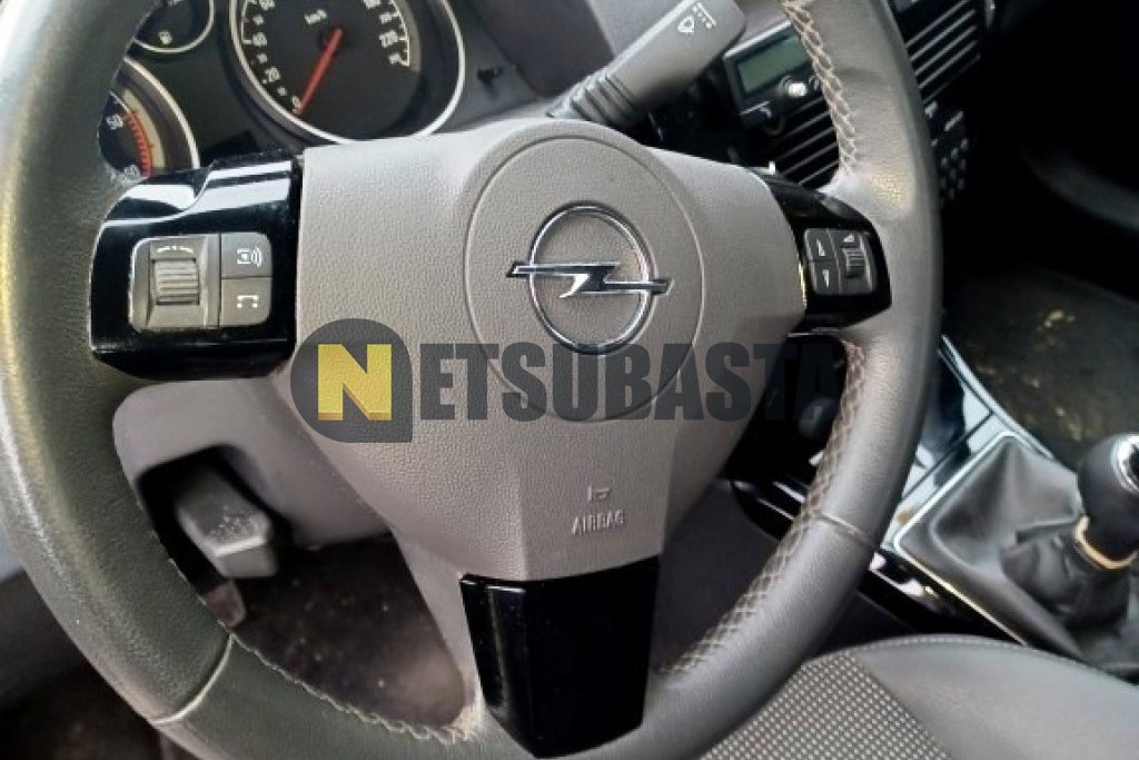 Opel Astra Sedan 1.7 CDTi 2009