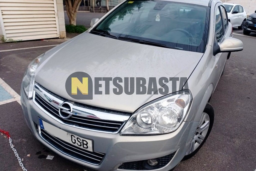 Opel Astra Sedan 1.7 CDTi 2009