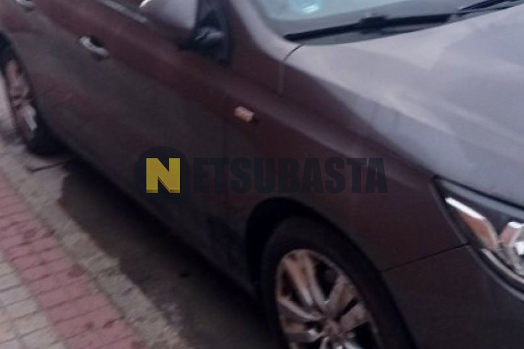 Peugeot 308 1.6 BlueHDi 2015