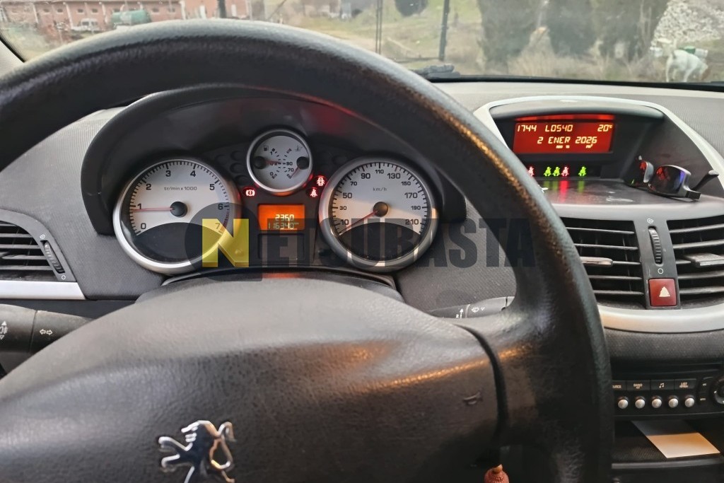 Peugeot 207 1.4 16v 2007