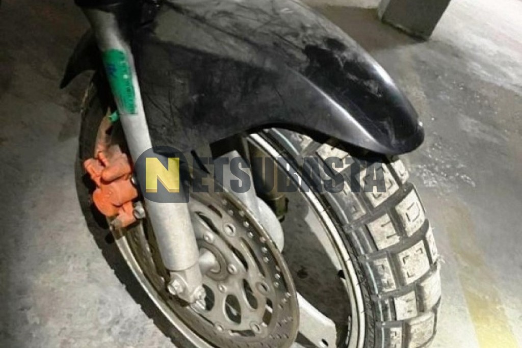 Suzuki GS 500 E 2001