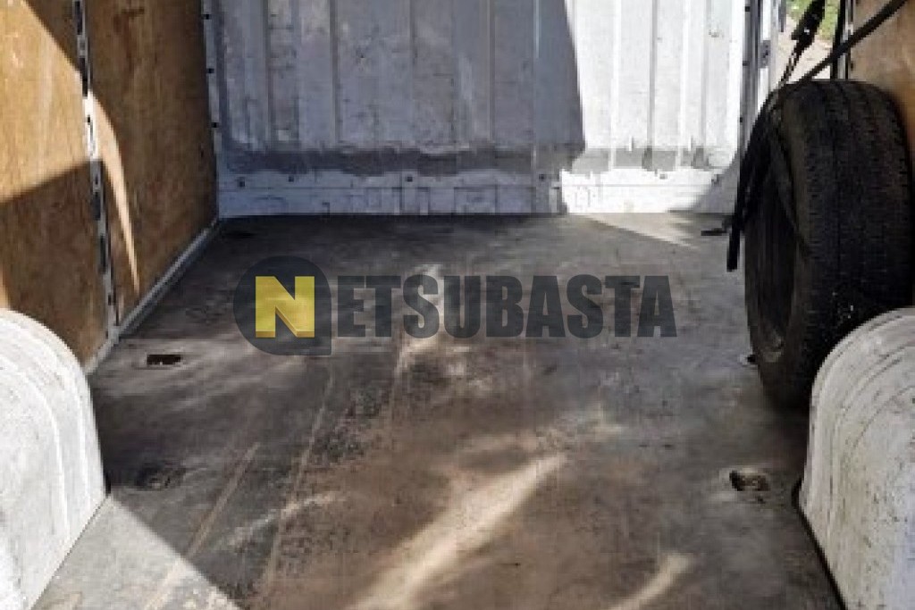 Renault Master Furgon 2.5 dCi 2004